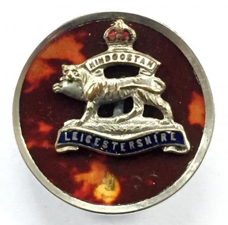 WW1 Leicestershire Regiment silver regimental sweetheart brooch