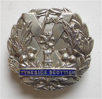 WW1 Tyneside Scottish Kitchener's Army silver sweetheart brooch