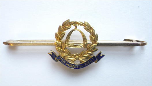 7th Battalion The Hampshire Regiment 15ct gold sweetheart brooch