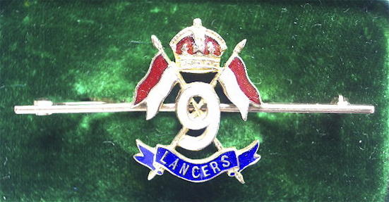 9th Lancers gold regimental sweetheart brooch