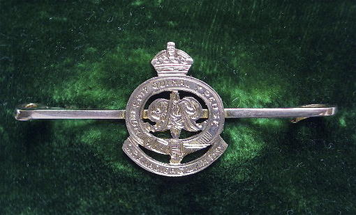 Grenadier Guards gold regimental sweetheart brooch