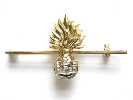 Royal Inniskilling Fusiliers gold regimental sweetheart brooch