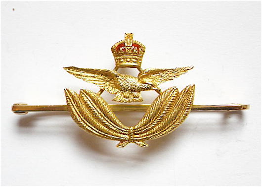 Royal Air Force officers cap badge style Gold RAF brooch circa 1920