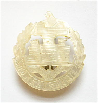 Dorsetshire Regiment 4th Bn mother of pearl sweetheart brooch