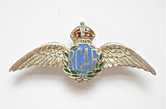 Royal Canadian Air Force silver and enamel RCAF wing sweetheart brooch