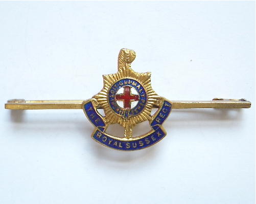 Royal Sussex Regiment gilt and enamel sweetheart brooch