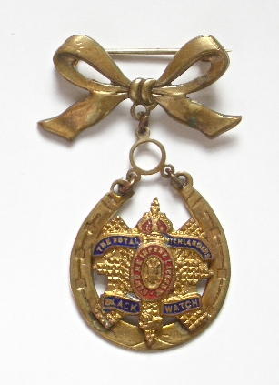Black Watch Royal Highlanders horseshoe bow sweetheart brooch