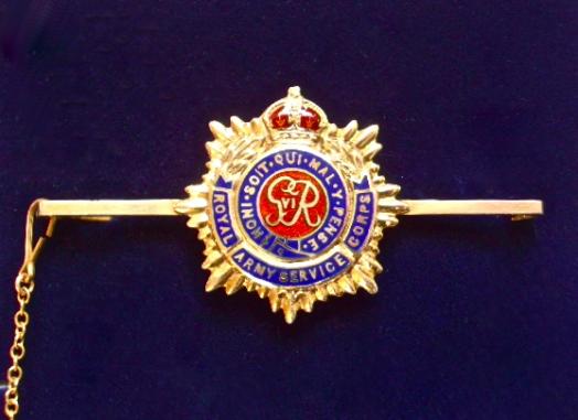 Royal Army Service Corps gold regimental sweetheart brooch cased