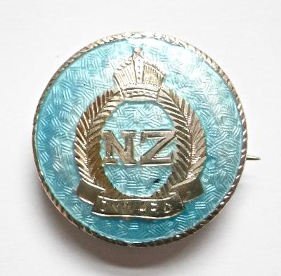 New Zealand Military Forces silver and guilloche enamel sweetheart brooch