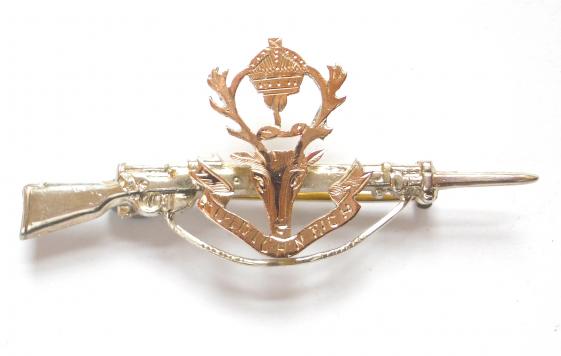 Seaforth Highlanders silver and gold rifle sweetheart brooch