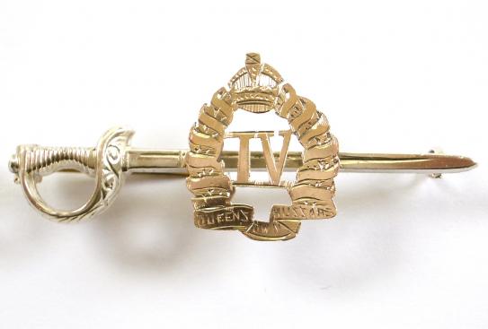 WW1 The 4th (Queen's Own) Hussars Silver & Gold 1912 Officer's Pattern Style Sword Sweetheart Brooch.