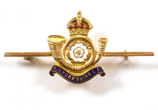 WW1 Kings Own Yorkshire Light Infantry, 9ct Gold & Enamel Regimental Sweetheart Brooch.