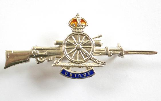 WW1 Royal Artillery Silver & Enamel Rifle Sweetheart Brooch.