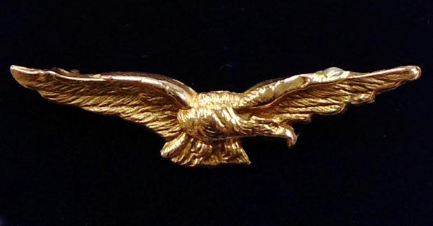 WW1 Royal Air Force Transitional Period 9ct Gold RAF / RNAS Eagle Sweetheart Brooch. 