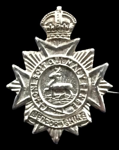 WW1 Bedfordshire Regiment Silver Regimental Sweetheart Brooch.