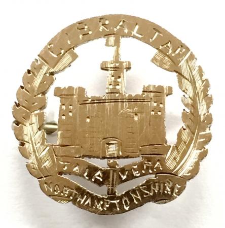 WW1 Northamptonshire Regiment Gold on Silver Sweetheart Brooch by Ahronsberg Brothers, Birmingham.