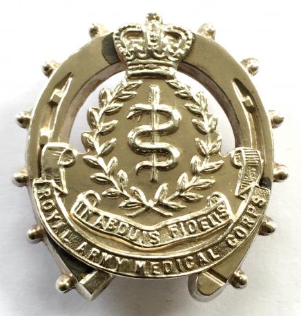 WW1 Royal Army Medical Corps, 1915 Hallmarked Silver Horseshoe Sweetheart Brooch.