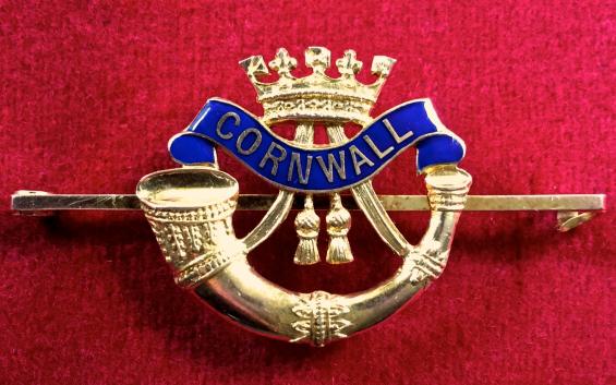 Duke of Cornwall's Light Infantry, 9 & 14 carat Gold & Enamel DCLI Regimental Sweetheart Brooch / Tiepin by Charles Packer & Co, London.