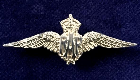 WW2 Royal Air Force Silver Pilot's Wing RAF Sweetheart Brooch.