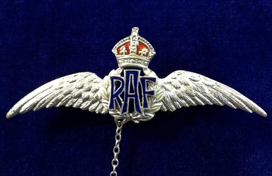 WW2 Royal Air Force Pilot's Wing Silver & Enamel RAF Sweetheart Brooch.