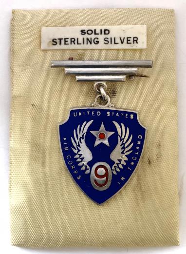 WW2 'United States Air Corps in England' 9th Air Force Silver Deco Style Sweetheart Brooch in Original Box.