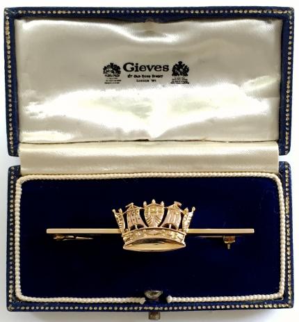 EIIR Royal Navy and Merchant Navy 1965 Hallmarked Gold Nautical Crown Brooch, Housed in Gieves Leather Case.