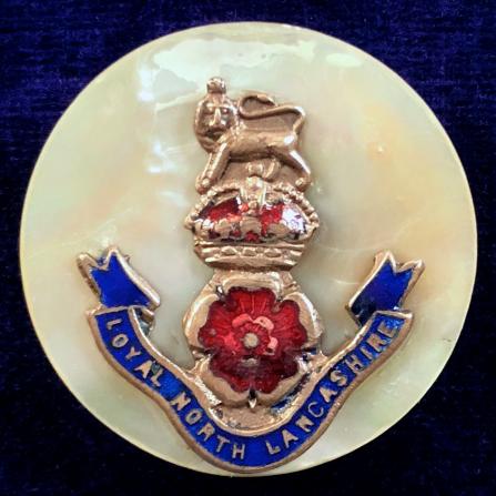 WW1 Loyal North Lancashire Regiment Mother of Pearl Sweetheart Brooch.