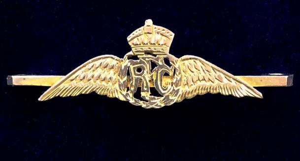 WW1 Royal Flying Corps Pilot Wing 9carat Gold RFC Sweetheart Bar Brooch.