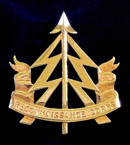 Reconnaissance Corps gold sweetheart brooch