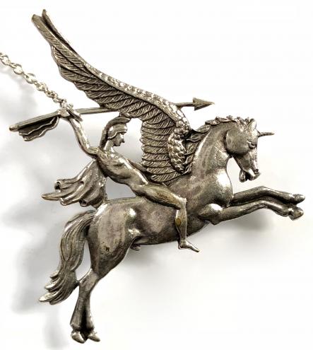 Parachute Regiment Airborne Pegasus sweetheart brooch