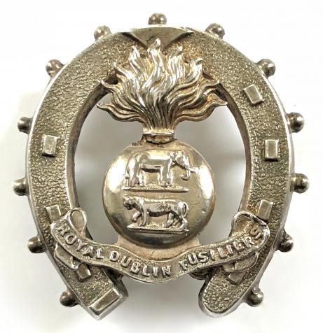 Royal Dublin Fusiliers silver horseshoe Irish sweetheart brooch