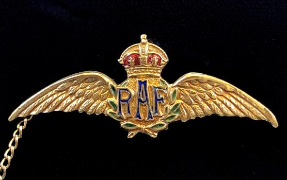 WW2 Royal Air Force pilots wing gilt and enamel RAF sweetheart brooch