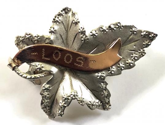 WW1 Battle of Loos maple leaf sweetheart brooch