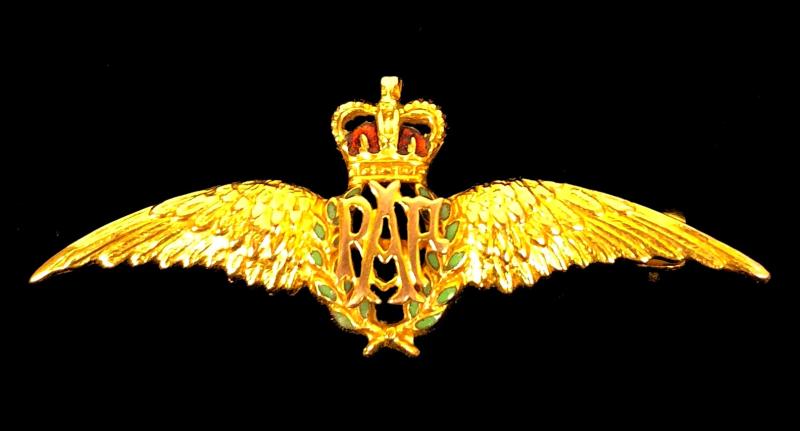 Royal Air Force Pilot Wing 1966 Hm Gold & Enamel RAF Sweetheart Brooch