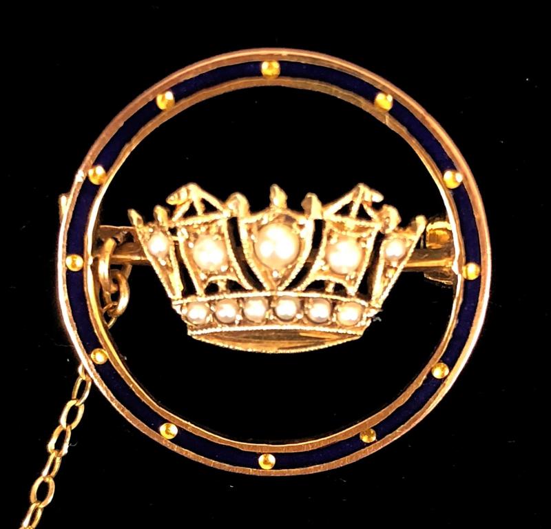 Royal Navy and Merchant Services 1957 gold nautical crown pearl brooch